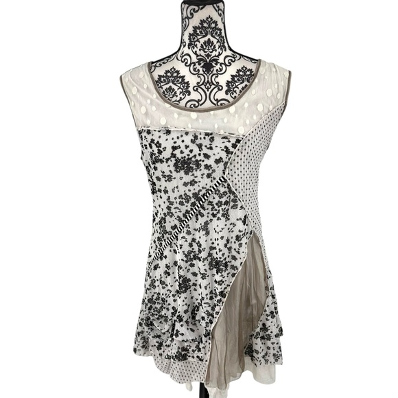 Fleur de Lis Layered Mixed-Print Boho Art Tunic Dress Floral & Polka Dot - Picture 6 of 11